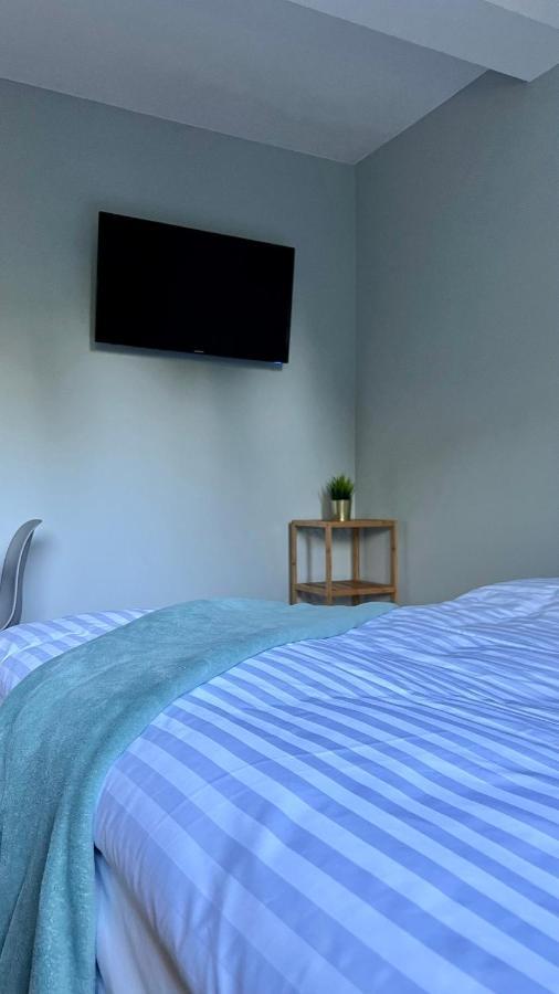 Aparthotel W Dolinie Stawow Zator By Housine Las Esterno foto