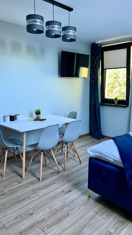 Aparthotel W Dolinie Stawow Zator By Housine Las Esterno foto